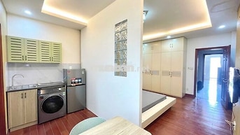 Căn hộ dịch vụ tách bếp Full NT Giá rẻ ngay Bến xe Chợ Lớn Q5 mới 100%