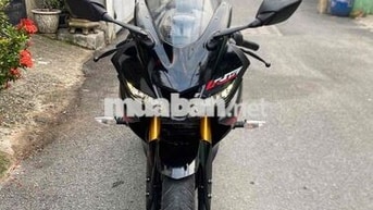 Yamaha R15 v3 xe đẹp máy móc zin êm giá tốt