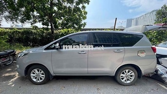 Toyota Innova 2016 2.0E - 71000 km