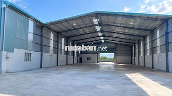 CHO THUÊ NHÀ KHO 900m2 TẠI HOÀ KHÁNH, SẴN ĐIỆN NƯỚC, GIÁ 50 TRIỆU