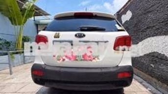 Kia Sorento 2013 Tự động Trắng