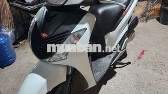Honda SH ý 2009 màu trắng