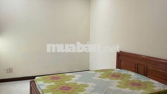 Cho thuê căn hộ Quốc Cường Trần Xuân Soạn 132m 3pn2wc 12tr/th