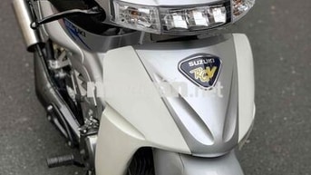Suzuki RG110 Sport 6 số Bạc Malaysia