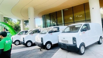 Xe van GK48 EV Điện Trắng 2 chỗ