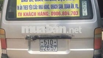 Xe tải van Toyota 880kg Bạc