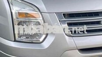 Xe khách Ford Transit Bạc 16 chỗ