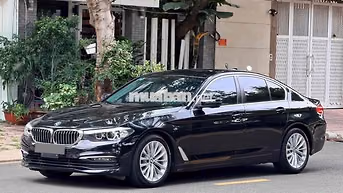BMW 520i Đen Tự động 5 chỗ