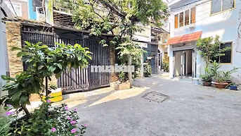HẺM OTO, HUỲNH VĂN BÁNH – 2 MẶT HẺM, CHO THUÊ 10TR/THÁNG, NHỈNH 2 TỶ

