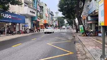 CĂN HỘ CHUNG CƯ HIẾM CÓ  Cách sân bay quốc tế Tân Sơn Nhất chỉ 3km