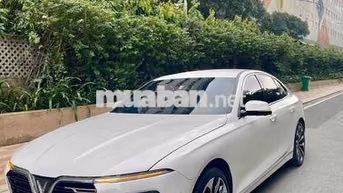 Ít đi chỉ 3 vạn km, Lux A Premium 2021 Trắng