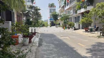 NHÀ KHU VIP_ HẺM 8M_VỈA HÈ 2 BÊN_4x15_5PN_FULL NỘI THẤT