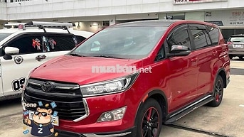 Toyota Innova Venturer 2018 Đỏ 79.000km