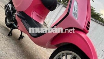 Piaggio Vespa ABS cao cấp màu Hồng