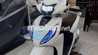 Honda Vision 2024 Trắng đen 7000 km