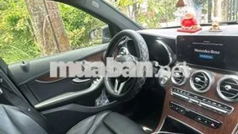 Mercedes GLC 200 2022 Đen 109.518 km