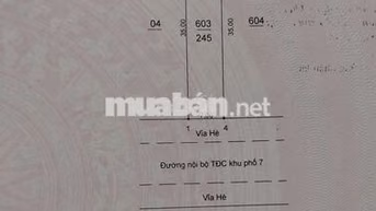 Nhà ngay trung tâm xã Phú Giáo