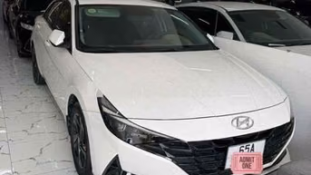 Hyundai Elantra 2023 Đặc biệt Trắng 34391 km