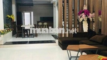 Cho thuê nhà 3 tầng mặt tiền Bàu Năng, có nội thất như hình ( thiếu má