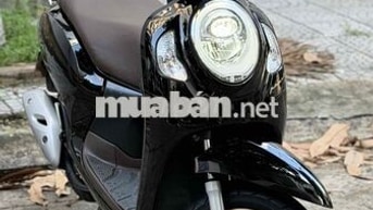 Scoopy 2022 Đen bóng rin khoá smartkey cực đẹp .