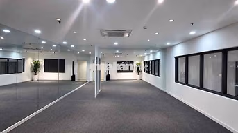 PHÒNG ĐA NĂNG 45M² CHO THUÊ TẠI KDC HIM LAM Q7, TP.HCM  Một không gian