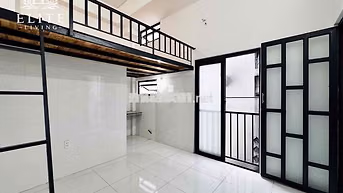 Phòng Có Gác Mới Xây - Gác Cao 2m Đứng Được Thoáng Mát
