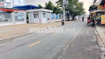 XE HƠI ĐẬU CỬA-NHÀ MỚI KENG-SHR- KHÔNG LỘ GIỚI-3xti