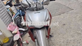 Future 2012 Đỏ bạc biển TP em cho ae chạy Grap