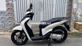 SH Ý 150i 2010 sm 102 Bstp 9chủ máy bao zin xe đẹp
