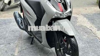 Honda SH 150 3.000 km Xám xi măng