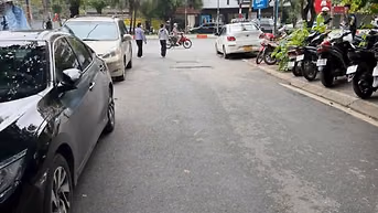 Nhà 75m² 6 Tầng Sát Hoàng Quốc Việt – Ô Tô Tránh – Kinh Doanh/CHDV