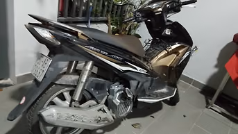 Xe Honda Air Blade 125, đời 2014 BSTP, xe gia đình đang sử dụng kỹ đẹp