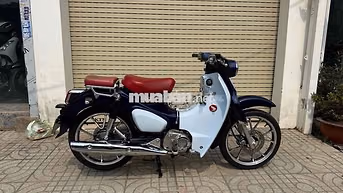 Honda Super Cub 125 Xanh trắng đỏ