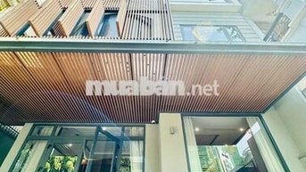 Cho thuê tòa nhà Hoa Đào, Phú Nhuận. 5T, Thang máy, PCCC, DTSD 600m²