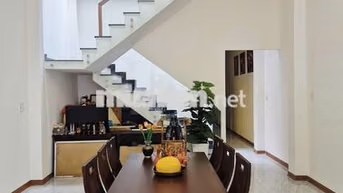 Cho thuê nguyên căn nhà mặt tiền Trần Huấn, sát bên bv Tâm Trí
