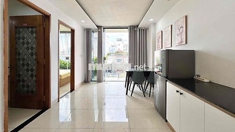 2 Phòng Ngủ - 50m2 -Ban Công -Thang Máy -Khu Bảy Hiền- Full Nội Thất