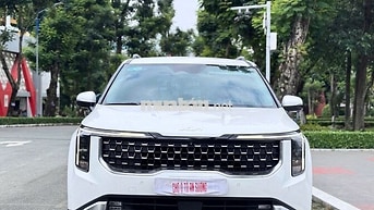 Kia Carnival Premium 2024 FORM 2025
