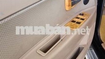 Isuzu Hi-Lander 2009 Đen Số sàn 7 chỗ