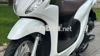 Honda Vision Trắng bs 67 - Góp nợ xấu
