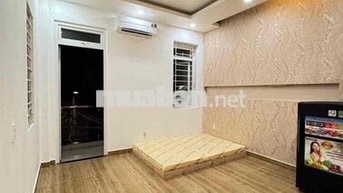 PHÒNG STUDIO BAN CÔNG ĐẸP GẦN 5 TRƯỜNG ĐẠI HỌC