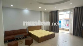 PHÒNG STUDIO BAN CÔNG SIÊU TO KHỔNG LỒ GẦN 5 TRƯỜNG ĐẠI HỌC