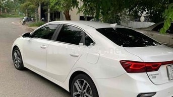 Kia Cerato 2018 Trắng Tự động Xăng