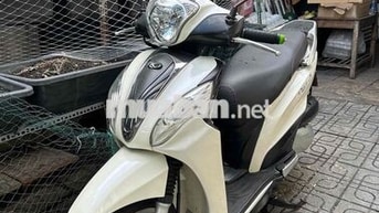 E bán Kymco People 16 Fi 125cc Trắng còn mới