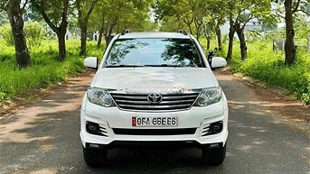 Toyota Fortuner TRD 2016 Trắng 116.000 km