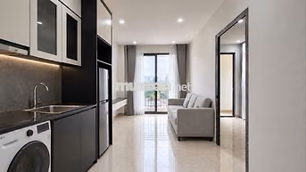 KHÓ TIN!!! 1n1k 40m2 6x, nhà mặt đường giặt riêng, ban công Xuân Đỉnh