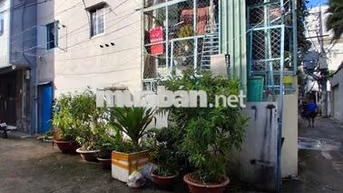 Bán gấp nhà 2 MT hẻm XH ngay Vĩnh Hội, Q4