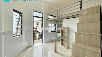 DUPLEX BAN CÔNG RIÊNG, GÁC CAO , SẴN NT CƠ BẢN THUẬN TIỆN QUA QUẬN 1