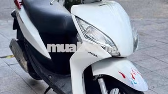 Honda Vision Trắng Xăng 2015