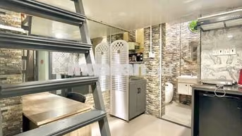 🏡 Phòng trọ gác đầy đủ nội thất gần Metro Bến Thành, Bùi Viện, VLU