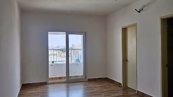CHung cư Nhiêu Tứ, Hoa Sứ, PN: 2PN, NTCB, 60m2, 10 triệu